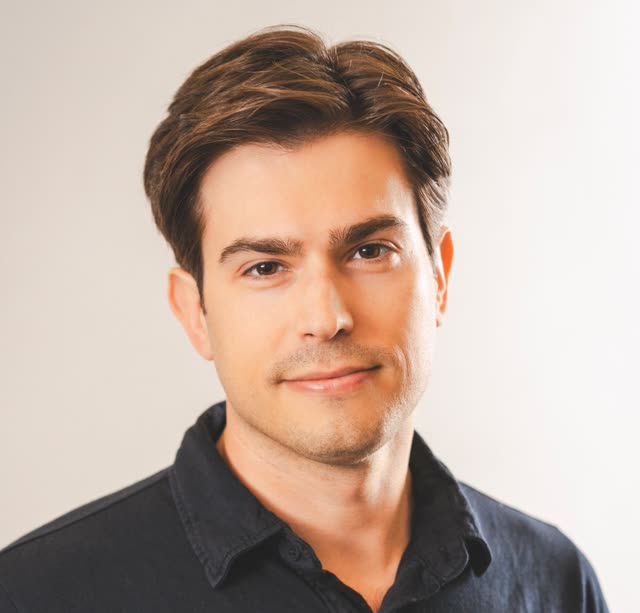 Portrait of Jonathan Rapaport